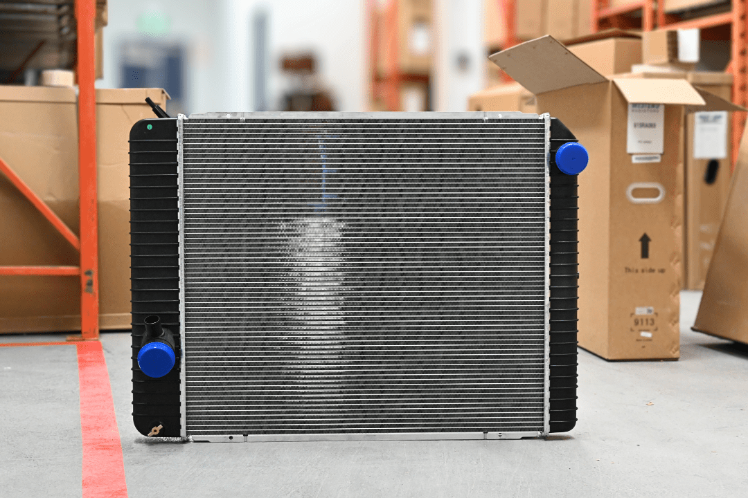 International/Navistar Radiator – 2008-2012 4200-4400 Series – Oil Cooler on Grill Side